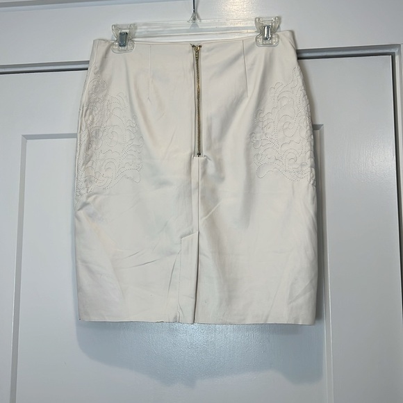 Gianni Bini off White Mini Pencil Skirt for Work - Picture 4 of 10